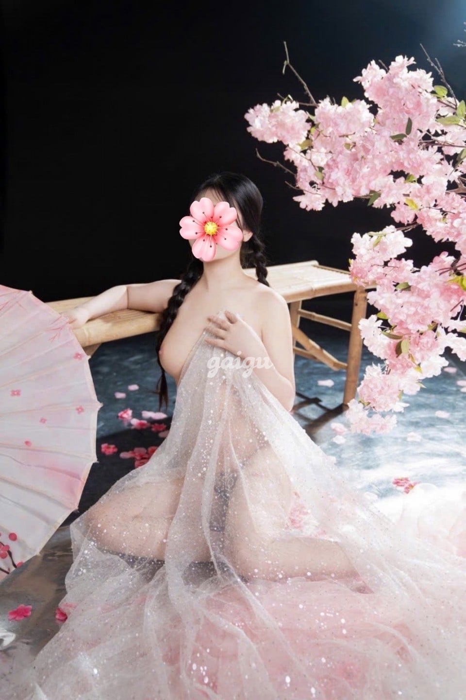 2K5❤️HUYỀN DIỆU❤️- GÁI MỚI LỚN,XINH,NON XANH TƯƠI MƠN MỞN 第5张