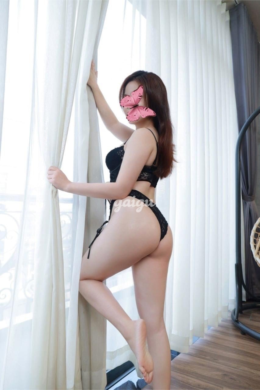 NEW NGỌC THỦY DA TRẮNG, MẶT XINH,BJ ĐỈNH,LỰA CHỌN HOÀN HẢO