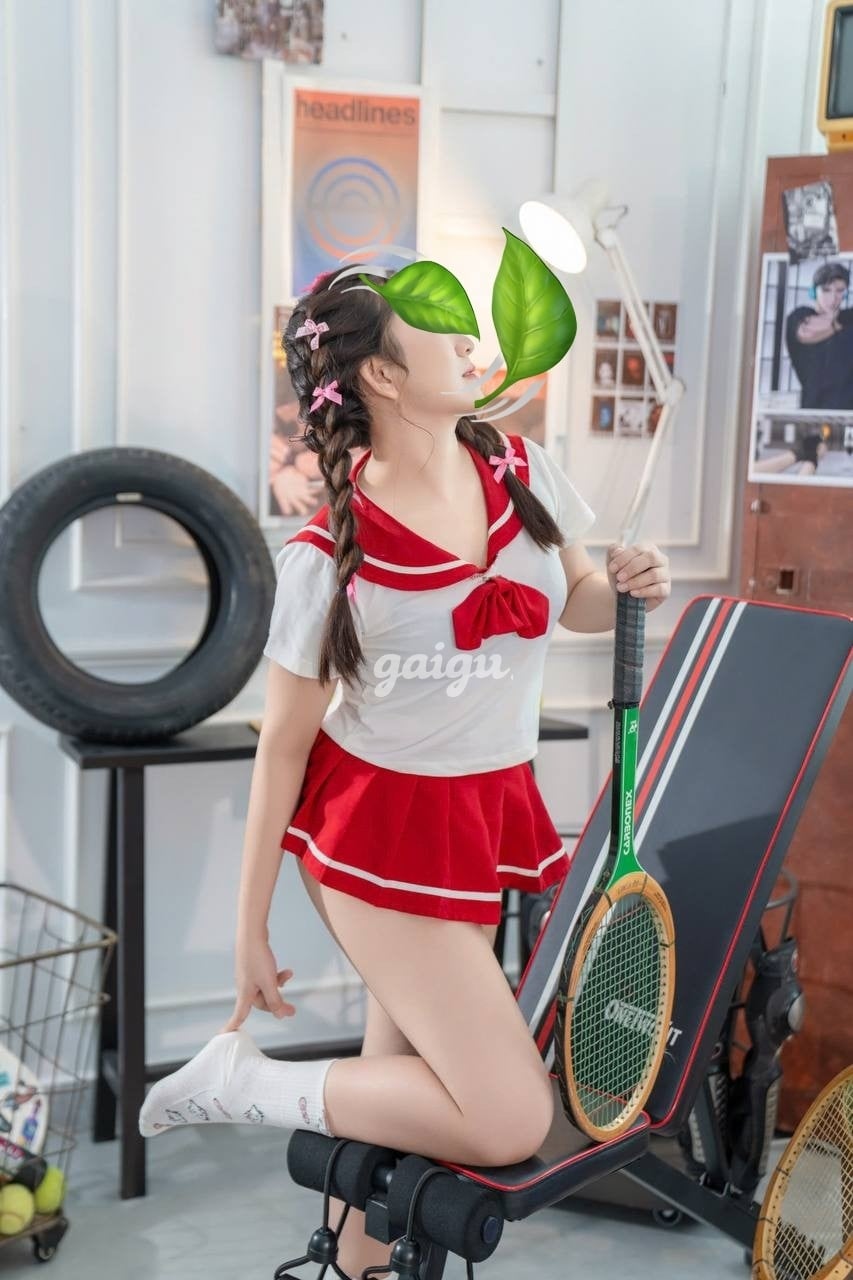 Ly Ly Em Gái Quê Phục Vụ Tận Nơi. 第2张