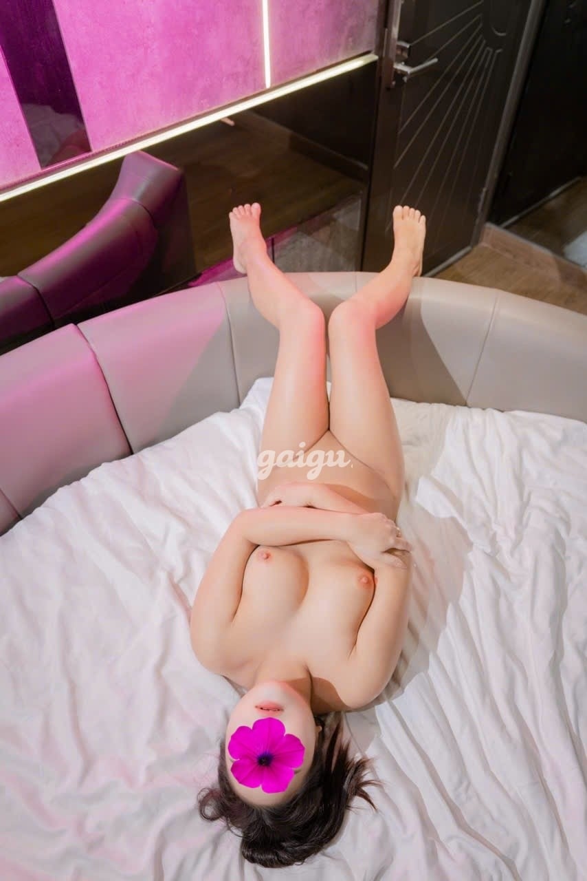 GÁI DÂM DIỆU NHI  _LÀM TÌNH BAO PHÊ_GỢI CẢM_HÀNG NÊN CHECK. 第4张