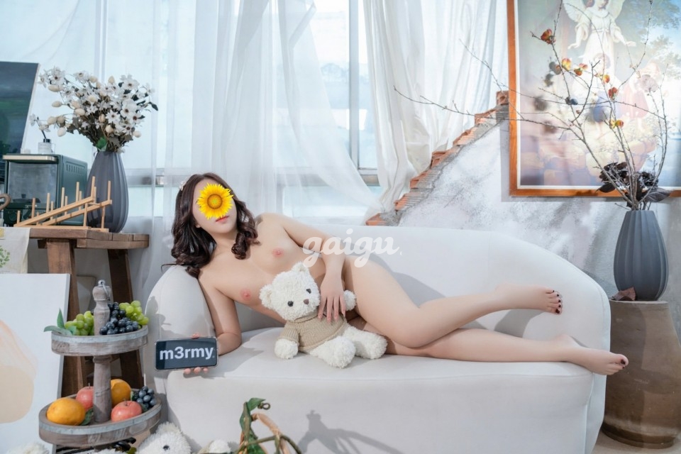 MẪN NHI EM GÁI QUÊ MỚI ĐI LÀM TÌNH CẢM 第5张