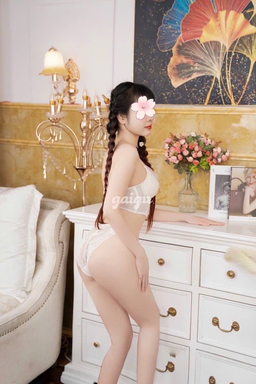 HUYỀN MY - Dâm Quyến Rũ - Làm Tình Phê - Chiều Khách 第2张