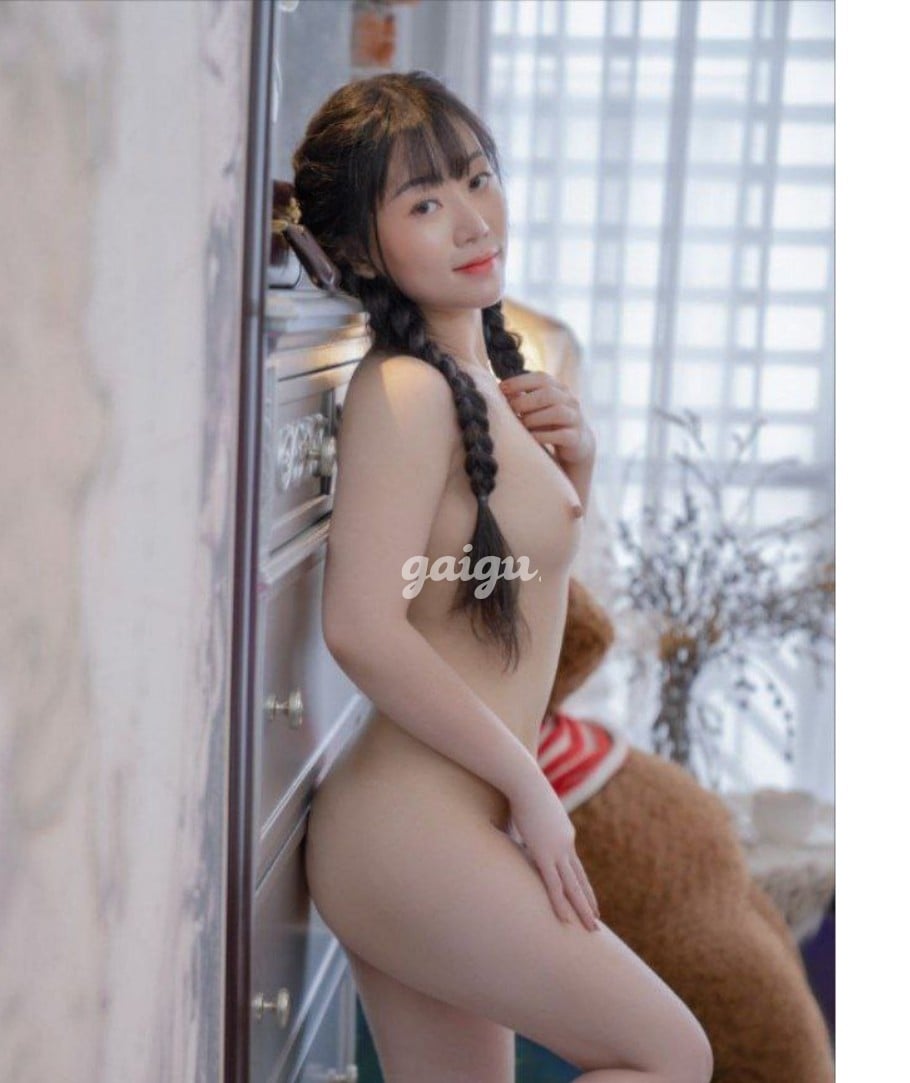 YẾN PHẠM Thỏa Sức Cùng HotGirl Xinh - Body Đẹp - Làm Tình Cực Phê 第4张