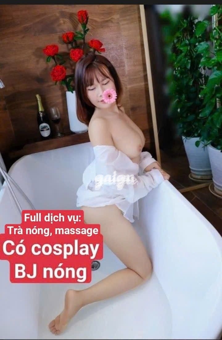 Diệu Linh - E Gái Có Nụ Cười Duyên , Dâm Dãng , Ngoan Và Chiều Khách